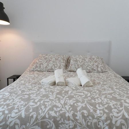 Casa De Huespedes Carabanchel2 Hotell Madrid Exteriör bild